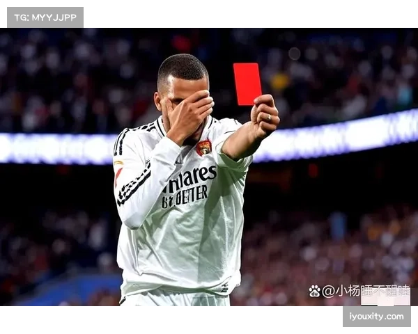 欧洲金靴奖揭晓，姆巴佩感恩巴黎团队与球迷支持